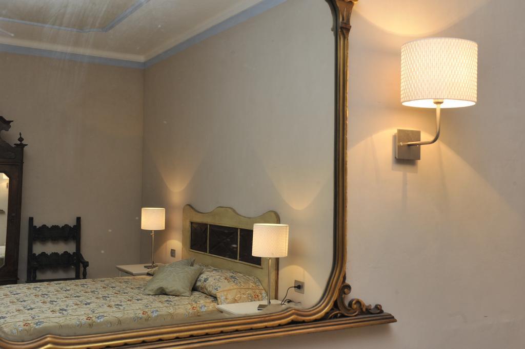 Relais Al Bel San Domenico Panzió Alba Szoba fotó